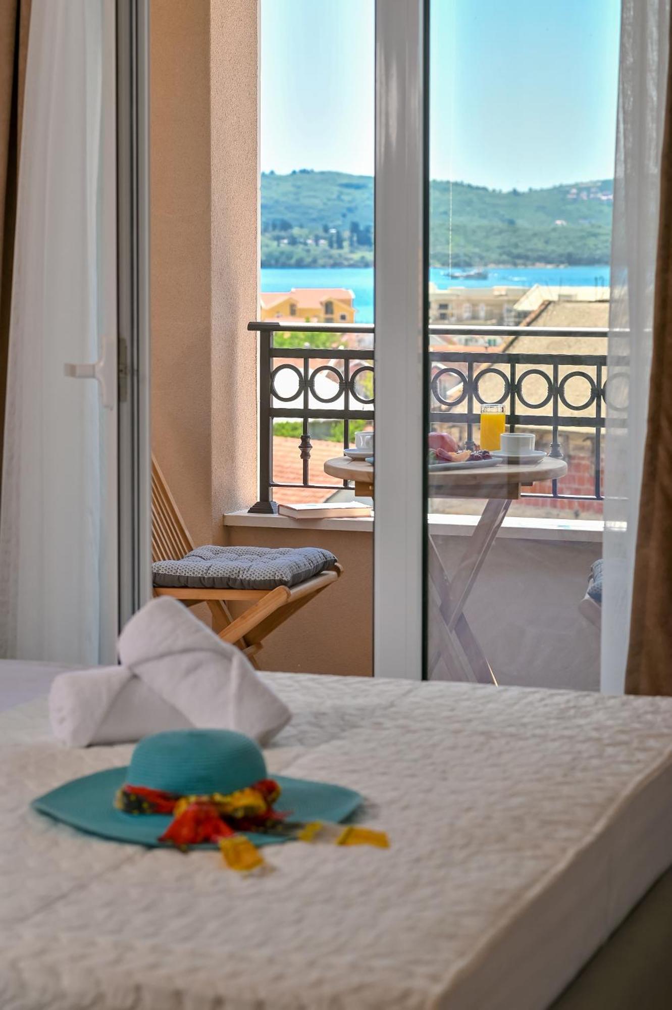 Luxury Apartments Ivanovic Tivat Zimmer foto